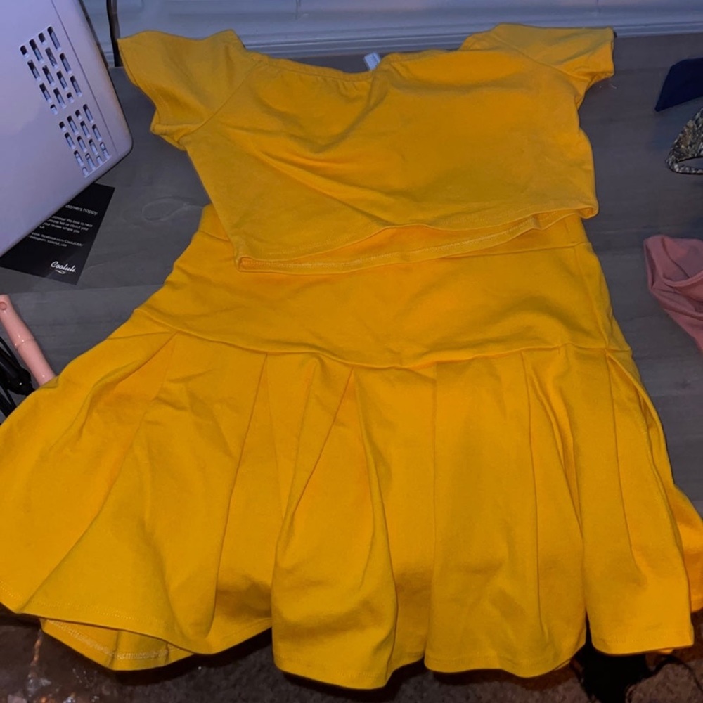 Skirt set